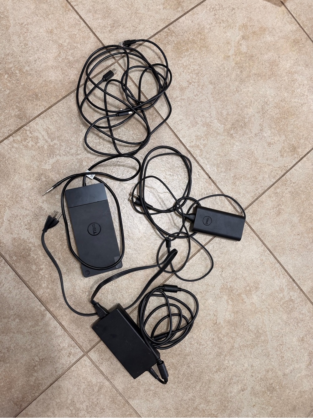 Dell WD19S Dock + 180W & 90W USB-C Adapters + Ethernet & USB 3.0 Cables Lot⁠